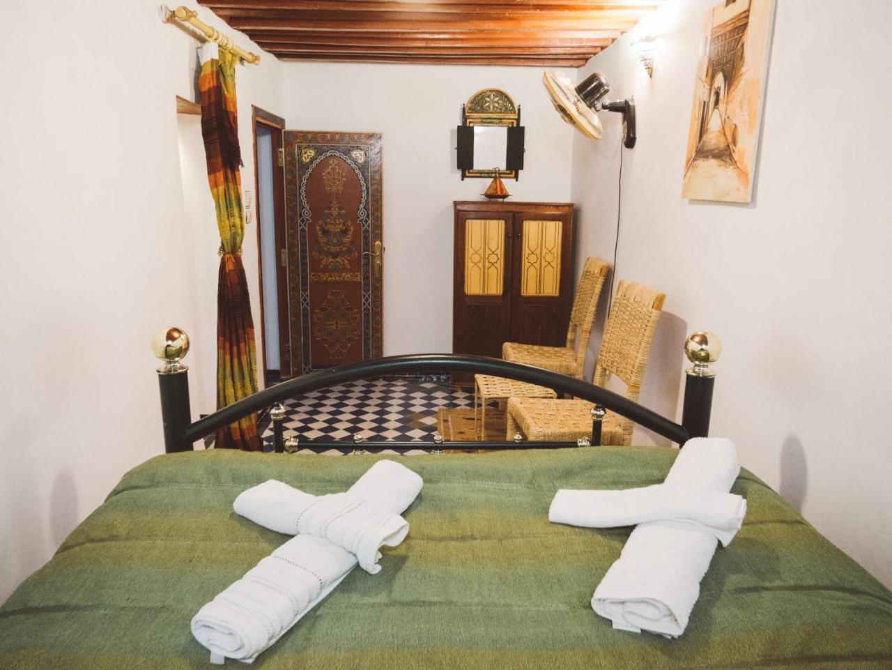 Dar Chrif Idrissi Hotel Fes Bilik gambar